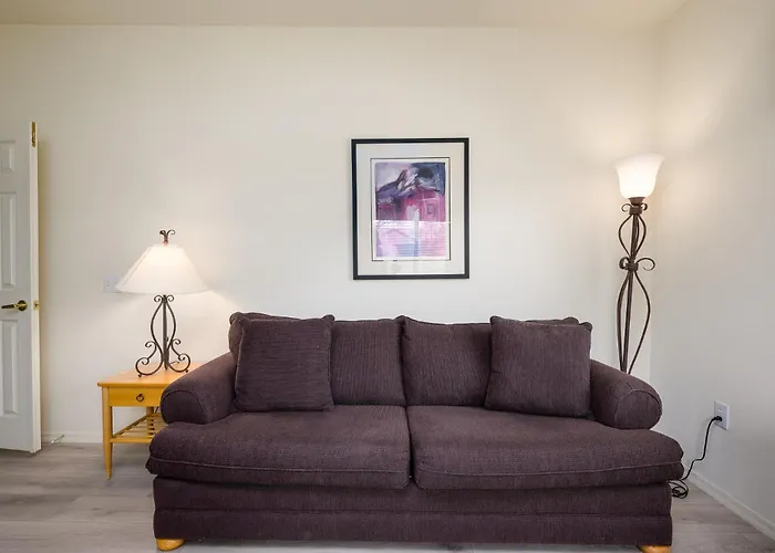 Del Sol Apartment
