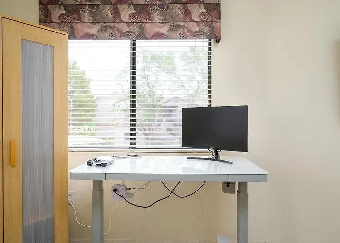 Del Sol Apartment *